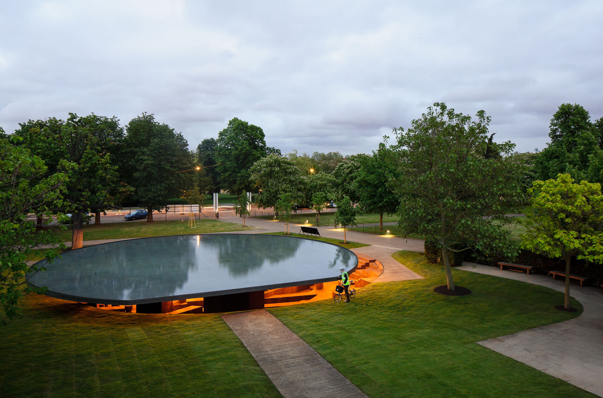 Featured image for “Serpentine Gallery 2012 Summer Pavilion in London, United Kingdom”